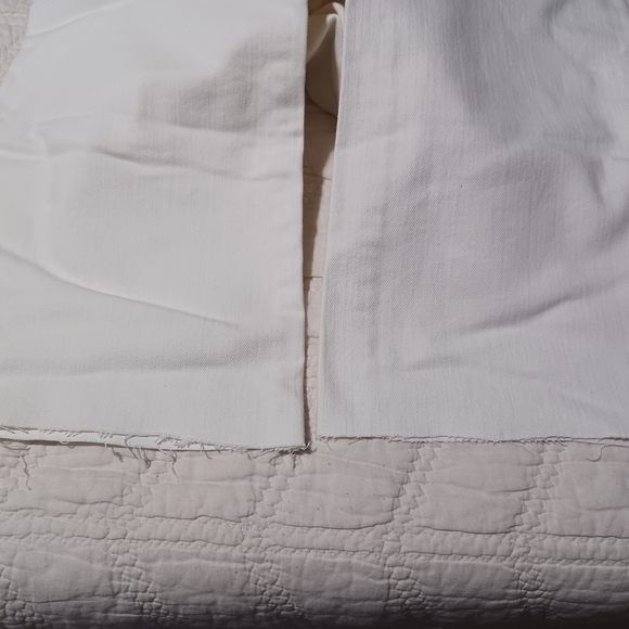 Michael Kors White Trousers with Gold Button - Picture 6 of 7